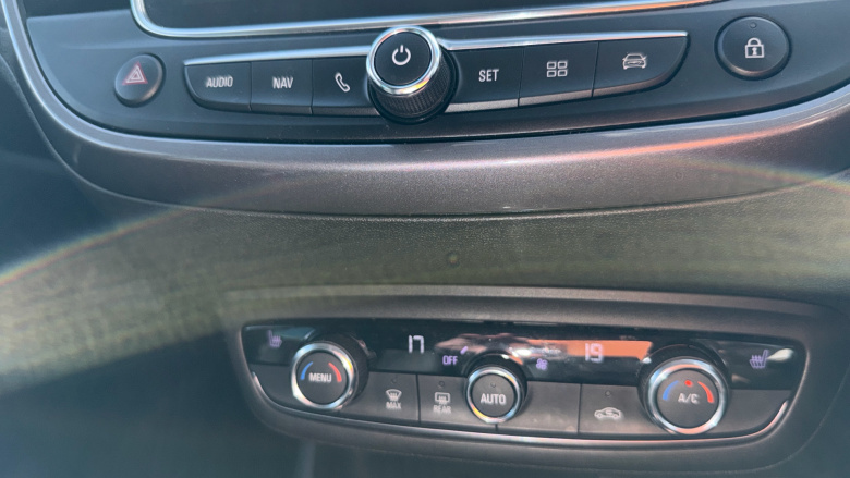 Vauxhall Crossland 1.5 Turbo D [120] Ultimate 5dr Auto Diesel Hatchback